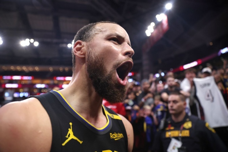 источник: https://www.championat.com/basketball/article-6000634-plej-off-nba-2025-hyuston-rokets-golden-stejt-uorriorz-89-103-rezultat-matcha-ot-5-maya-golden-stejt-vyigral-seriyu-4-3.html