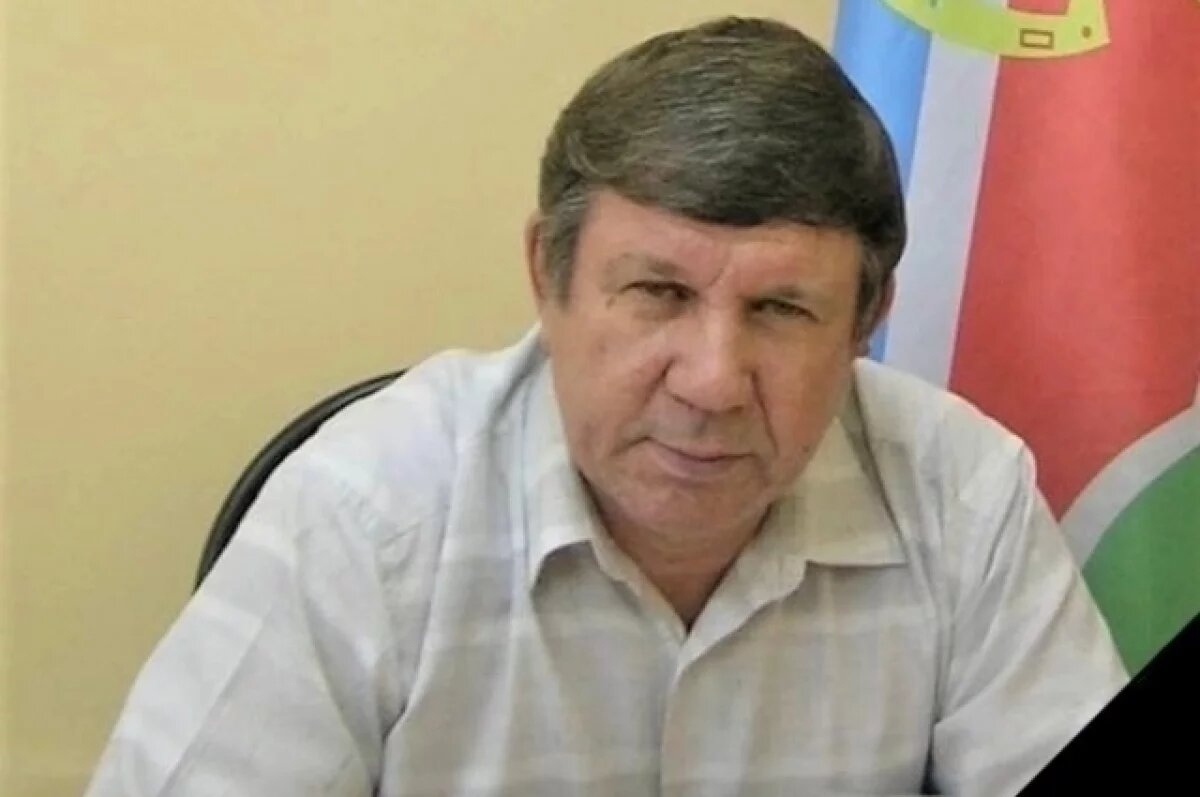    Ушёл из жизни бывший руководитель Павловского района Александр Гнусёнков