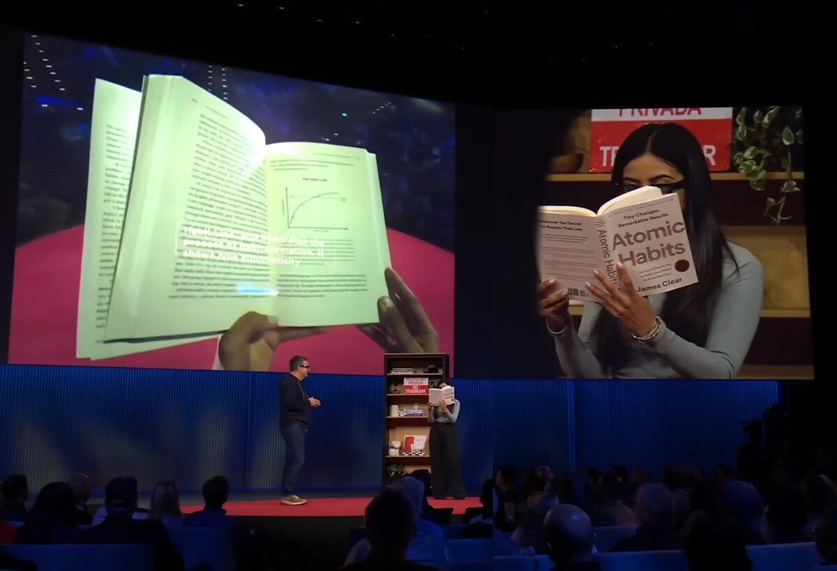 Демонстрация возможностей смарт-очков на конференции TED