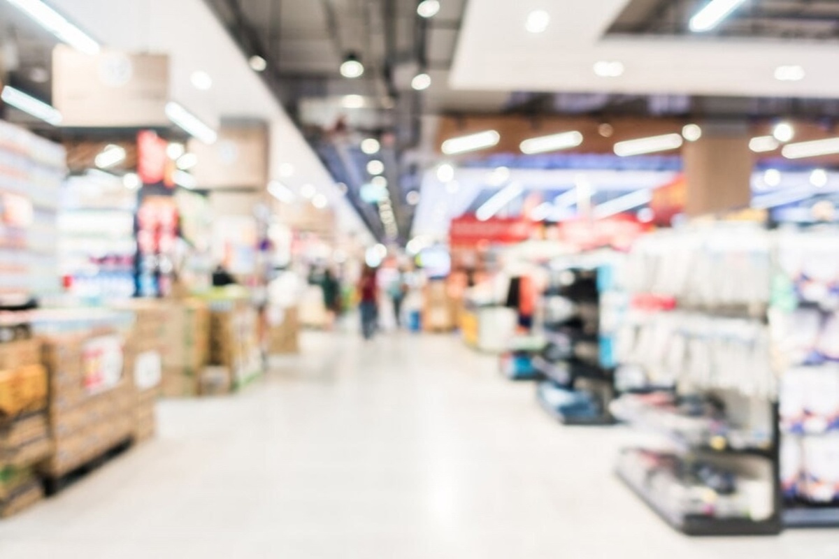    В курском приграничье не работают более 200 магазинов