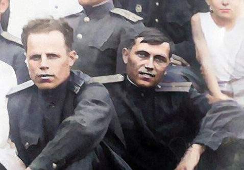 Два лейтенанта после Победы перед демобилизацией