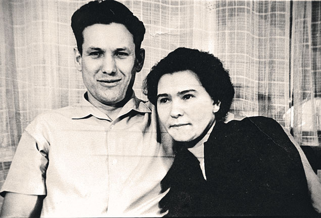 Студенты Уральского политеха Борис и Наина Ельцины