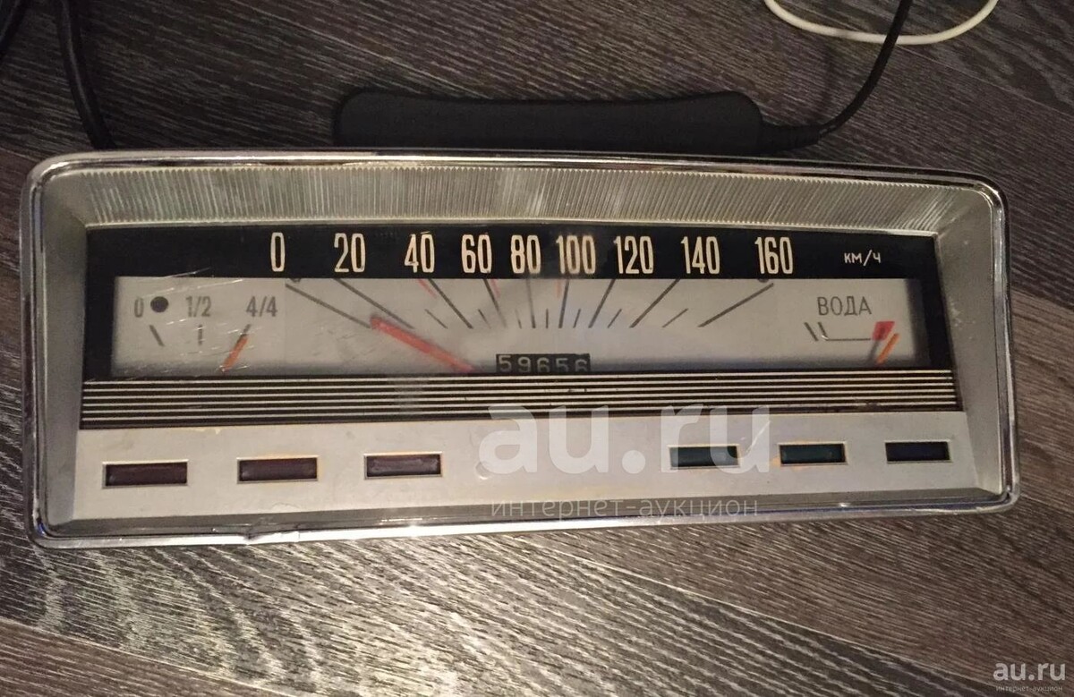 Тогдашние автомобили были далеки от спортивных болидов, а дорожная инфраструктура оставляла мало шансов для скоростной езды. Однако и в то время скорости волновали умы — кто быстрее, чей мотор тяговитее, насколько мощна новая «Волга».