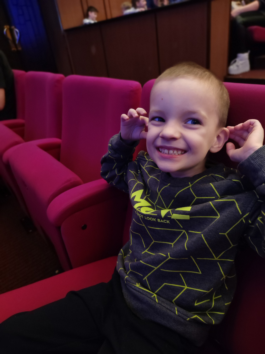 Здесь мы ходили на ёлку от завода, где работает муж.