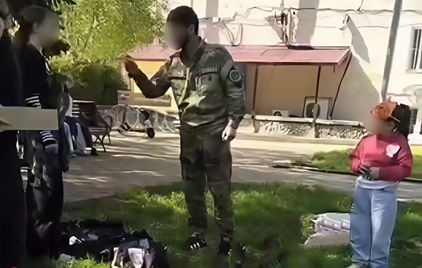 «Ты должна молчать, услышала меня?»: охранник с акцентом кричал и выгонял малолетних квадроберов из парка в Ставрополе
