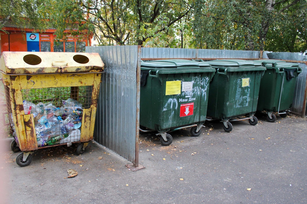 Ранее Радий Хабиров подверг критике работу чиновников, которые не обеспечили уборку городов и сел после зимнего периода.  Фото: ФедералПресс / Ксения Кобалия