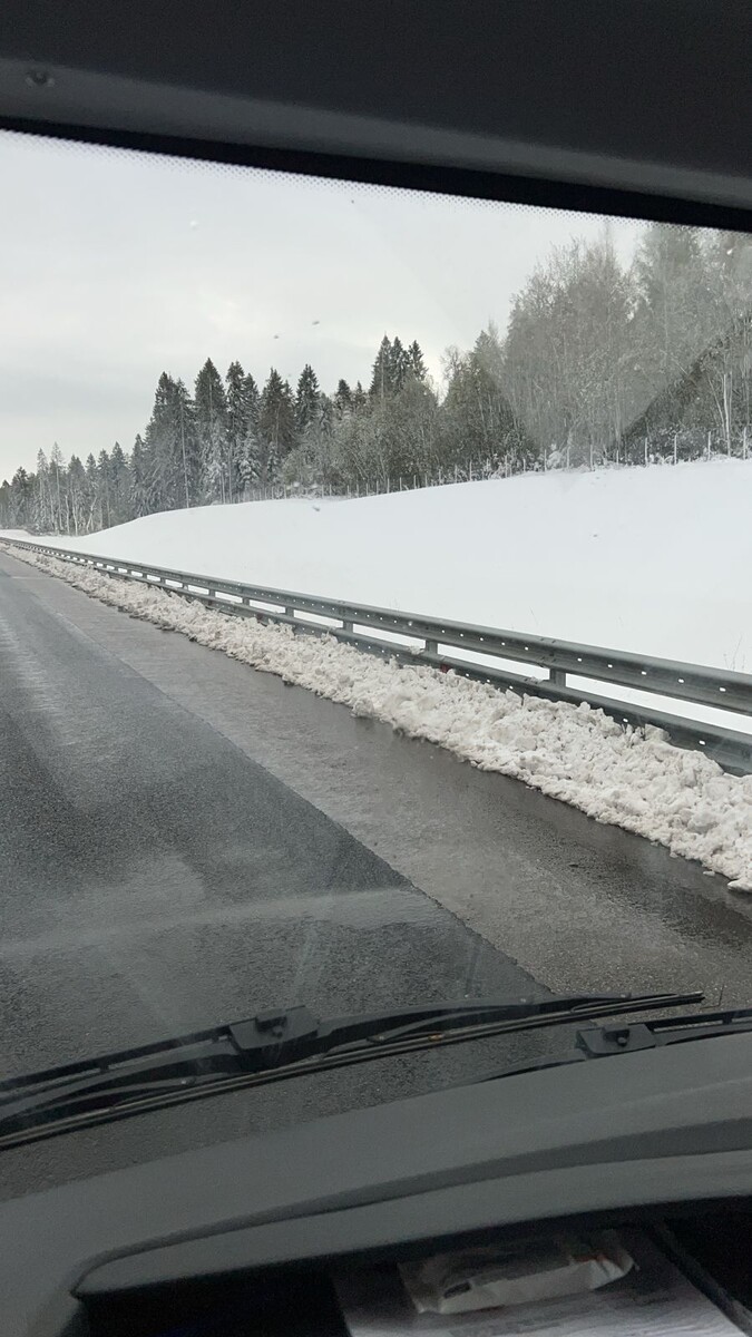 На первое мая снег у нас лежал вот такой