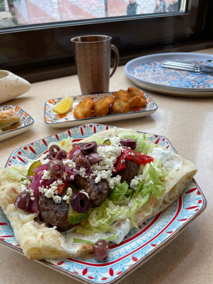 Кафе Все есть на ВДНХ © "Покажу Москву"