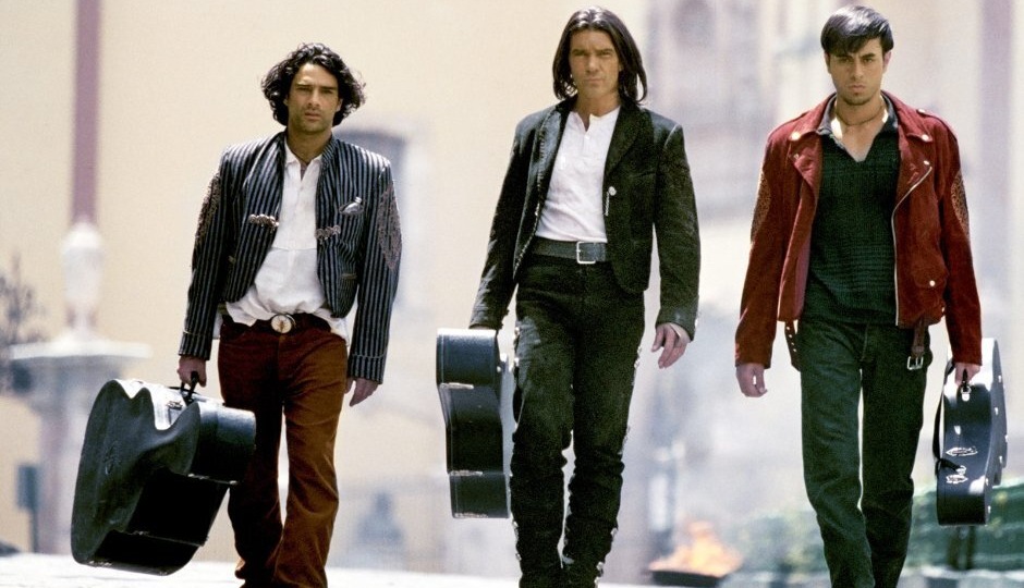 Guitarra de golpe: мексиканский конкурент