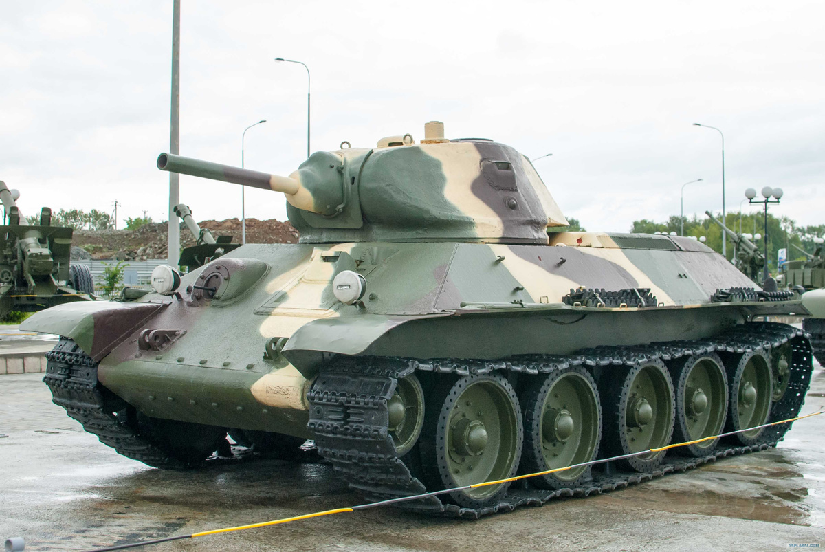 Ранняя "тридцатьчетверка"