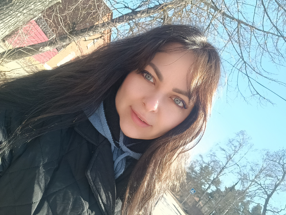 Фото в день, когда я пошла наращивать. Такие волосы были у меня до наращивания. 