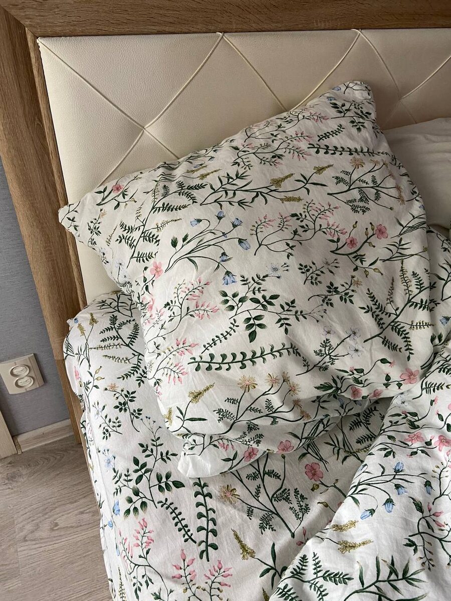 Кусочек нашего постельного белья. Данный комплект возглавляет этот список. 