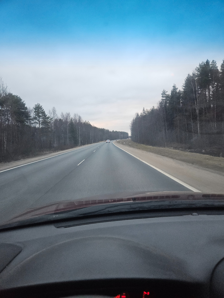 По трассе м8