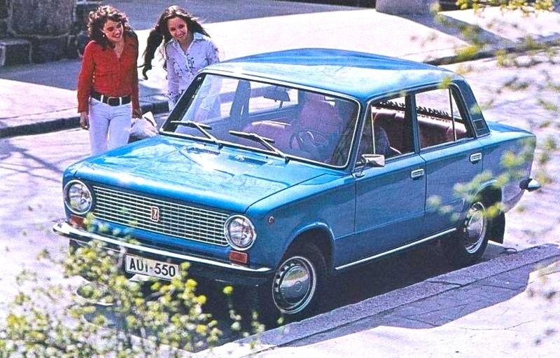 На каких автомобилях в СССР ездили дети богатых родителей