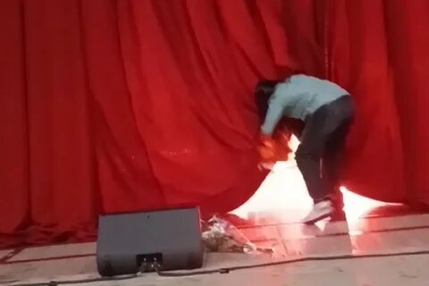    Девушка, нападавшая на Кадышеву, фото: стоп-кадр