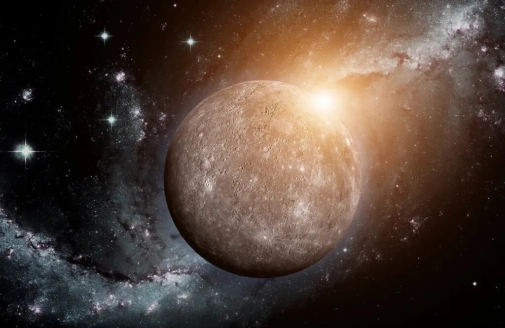 Меркурий: ближайший сосед Солнца и его удивительные тайны.