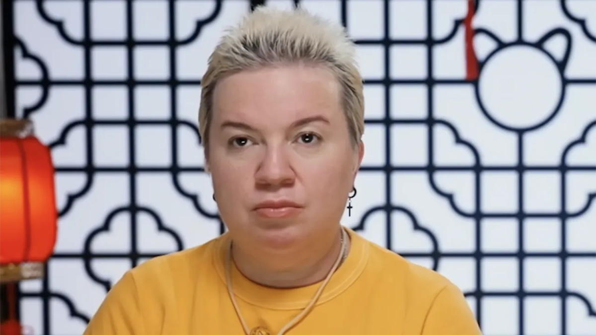 Кадр из шоу "Сокровища императора"/ ТНТ
