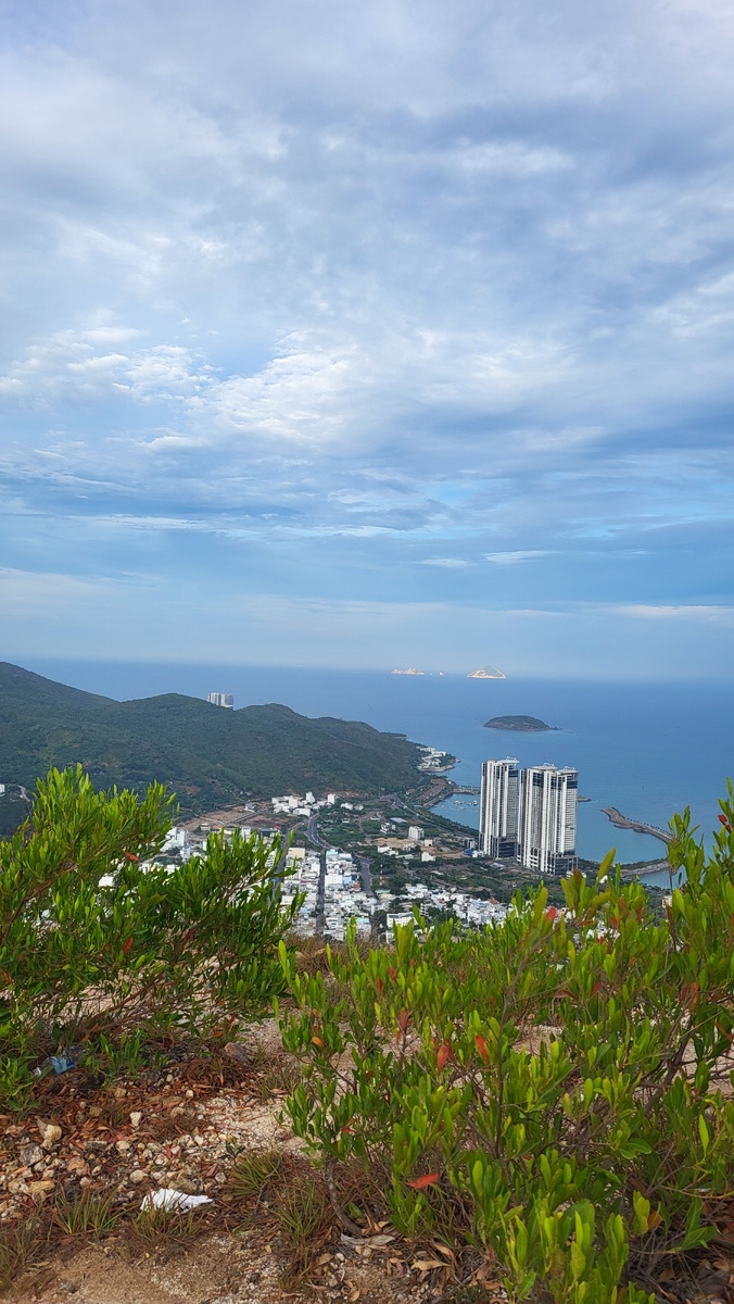 Вид на Нячанг с горы Ангелов 