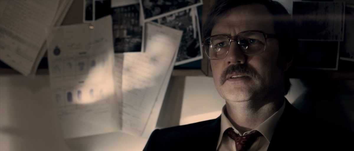 Главная претензия к третьей серии - у Джобсона ВНЕЗАПНО проснулась совесть. Не поверилось.