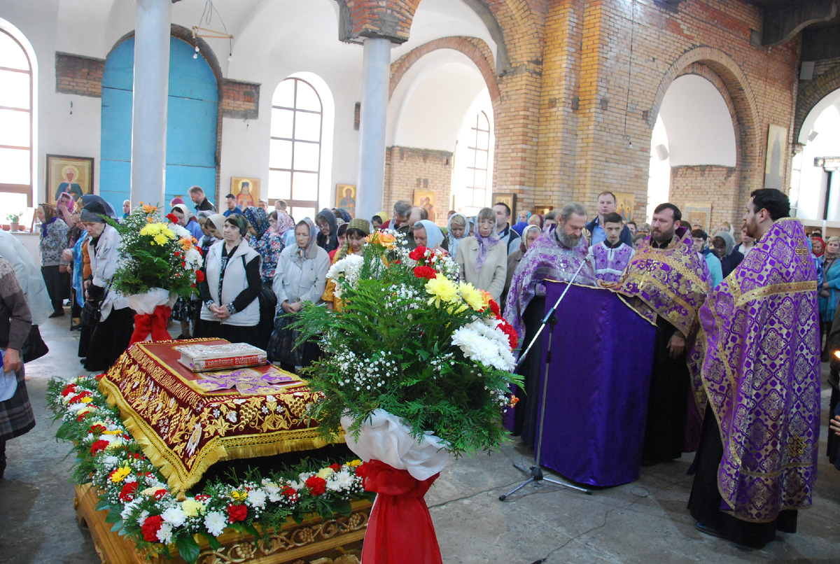 Перед крестным ходом
