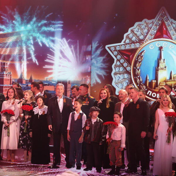     Участники, наставники и звездные гости исполнят военные песни в «Голосе Победы» на Первом канале