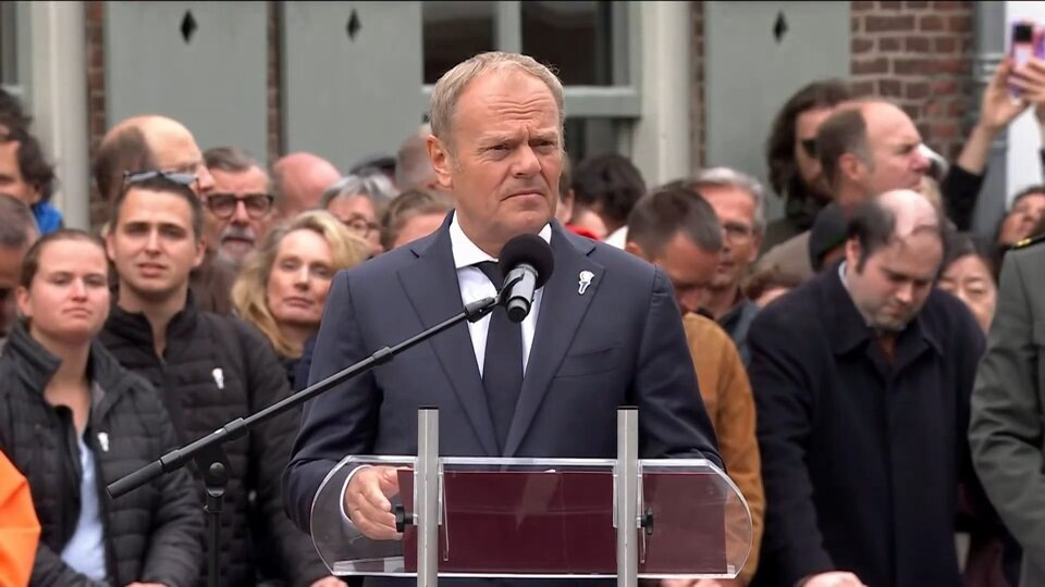    «Европейский труп пора закопать». Туск провозгласил конец радостной беззаботности Европы, призвав к мобилизации и «подлинному» единению