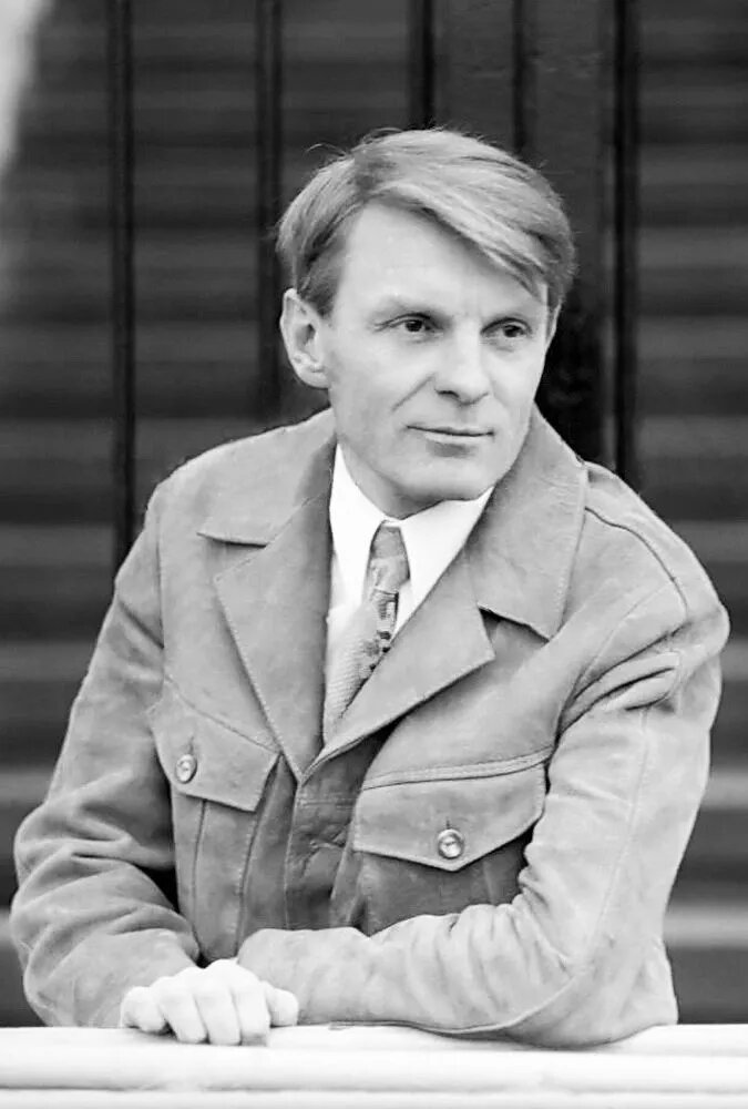 Юрий Назаров