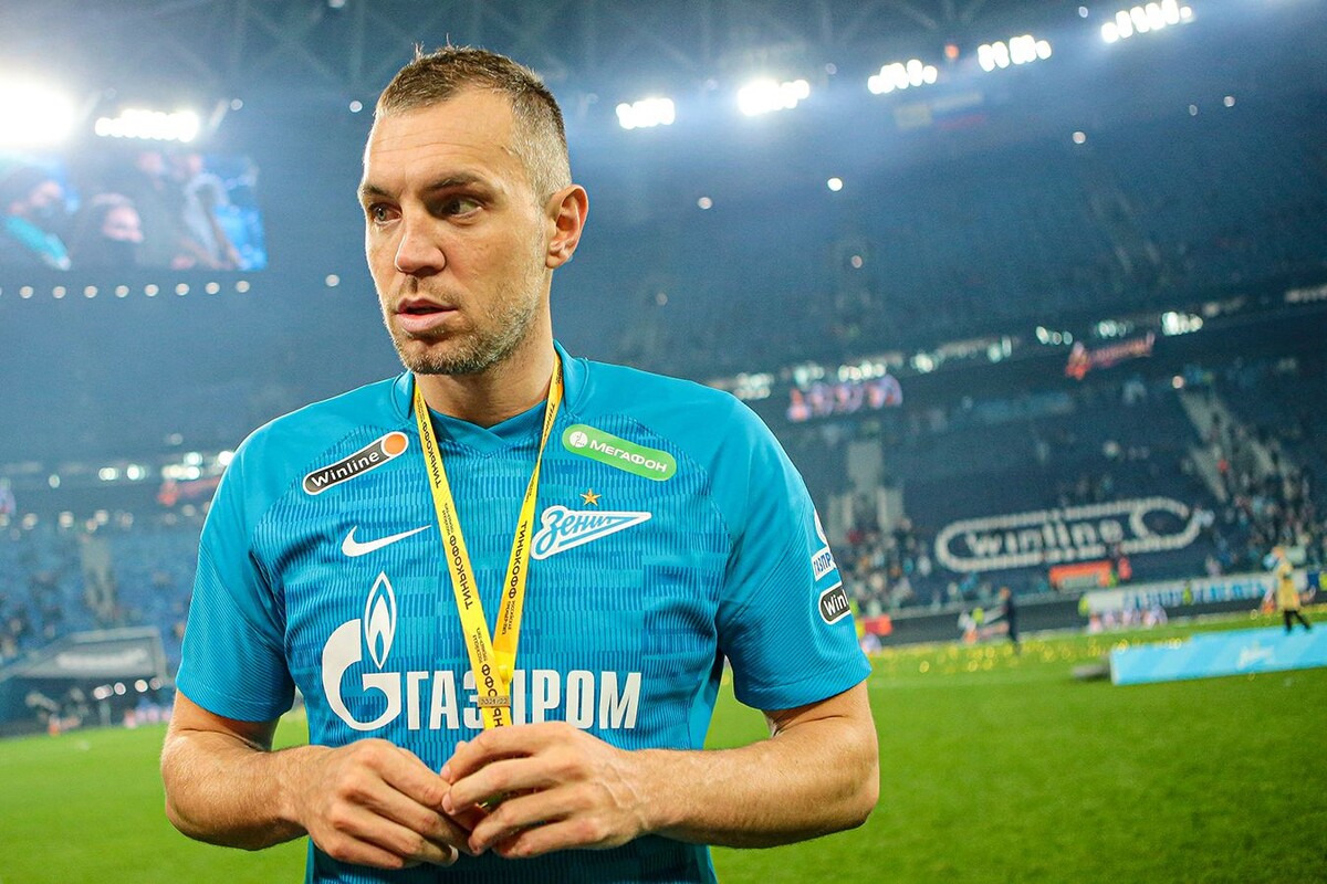 Артём Дзю́ба