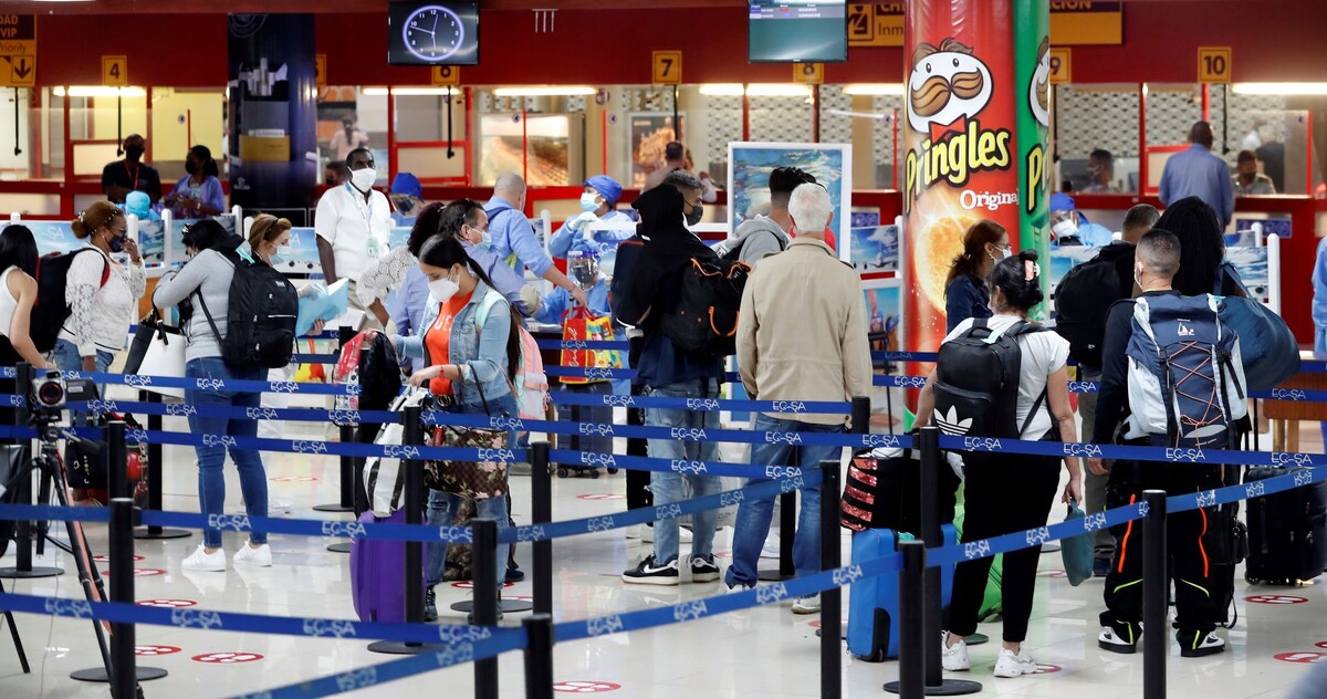     / Источник: © EPA/Ernesto Mastrascusa/TASS