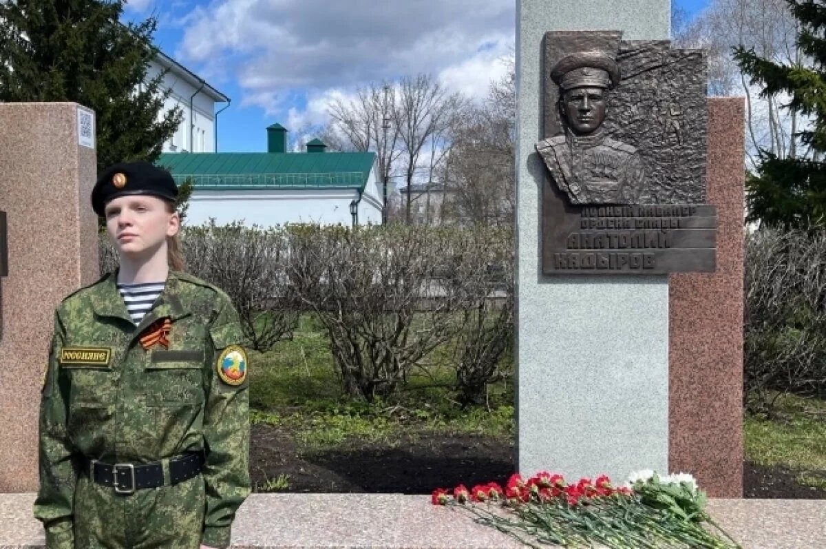    В Тобольске открыли еще четыре стелы героям войны