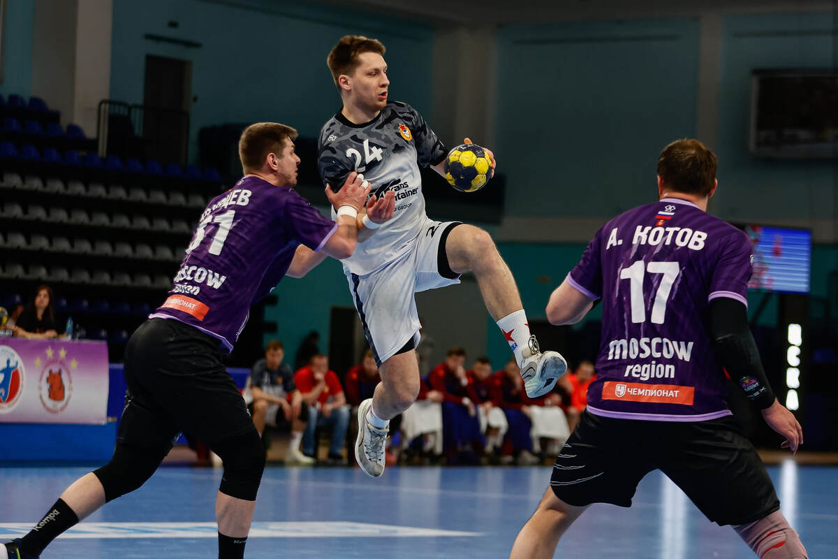    Станислав Шабельников в ответном матче с чеховцами