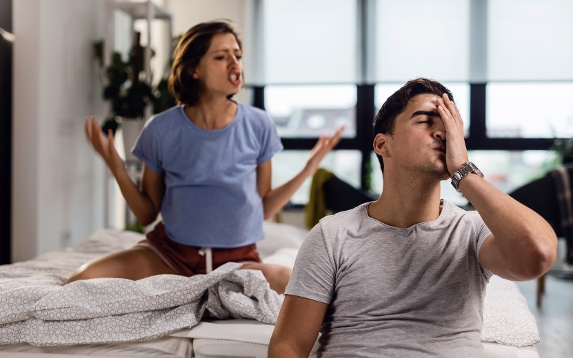    «Ты где был?!» Как гиперконтроль убивает отношения