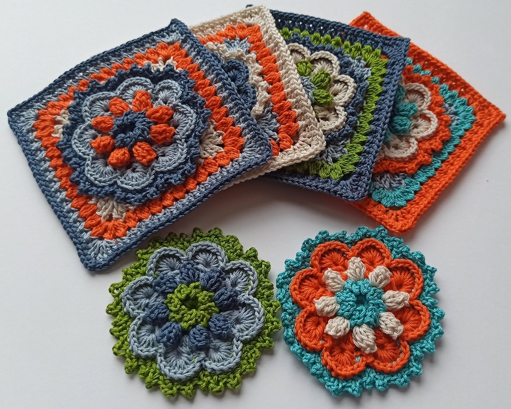    Цветочный бабушкин квадрат 2 по дизайну vrochetpatterns.com   
Источник: Дарья Насибулина для Креаликума