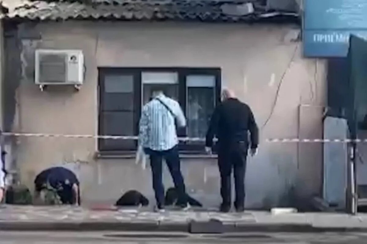    Появились кадры с места перестрелки в Махачкале