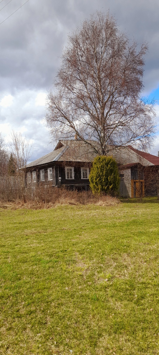 Дом в деревне.