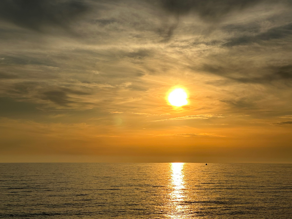 Закат в Адлере