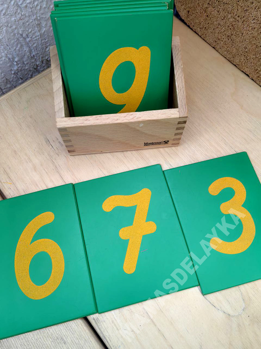 Оригинальный материал "Шероховатые цифры Монтессори".