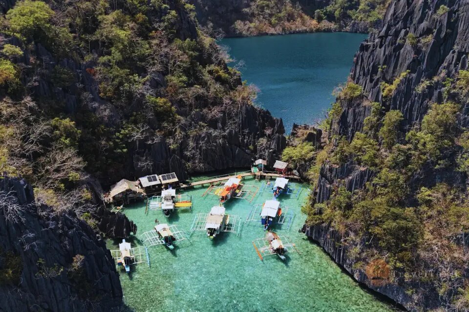 Расширенный тур по лагунам на Короне