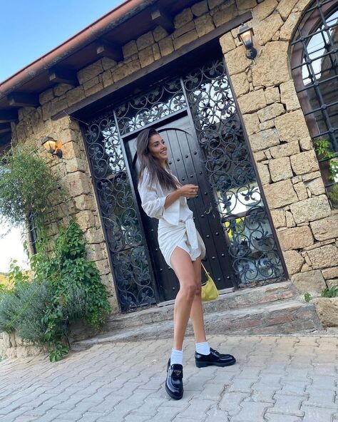 турецкая актриса Ханде Эрчел, яндекс фото