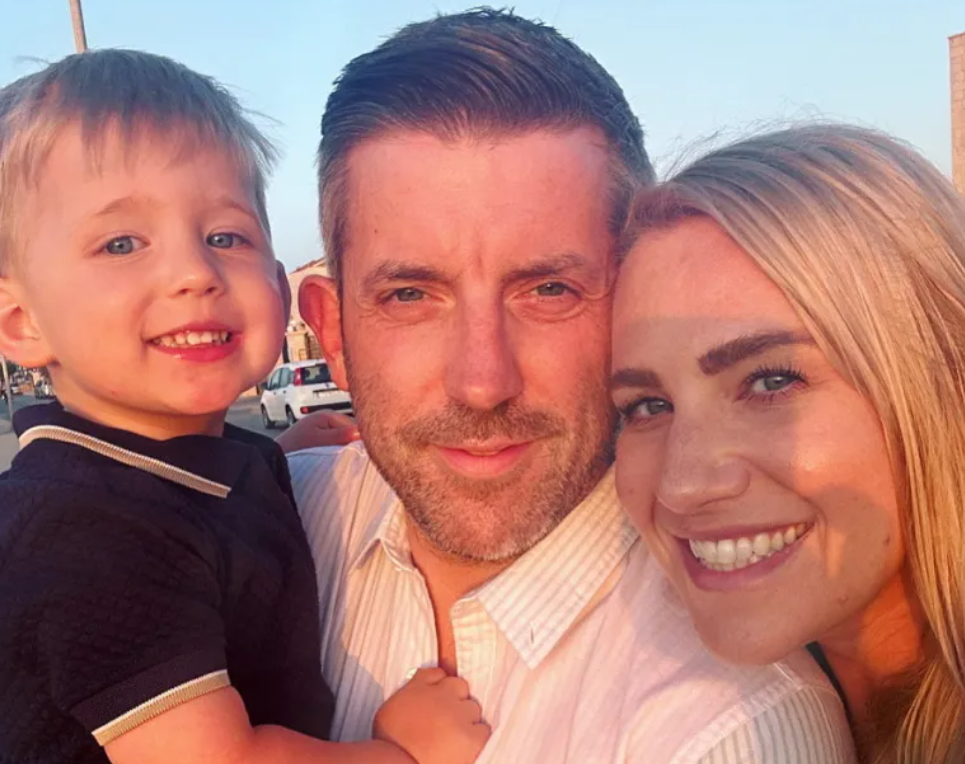 Фото семьи: SWNS