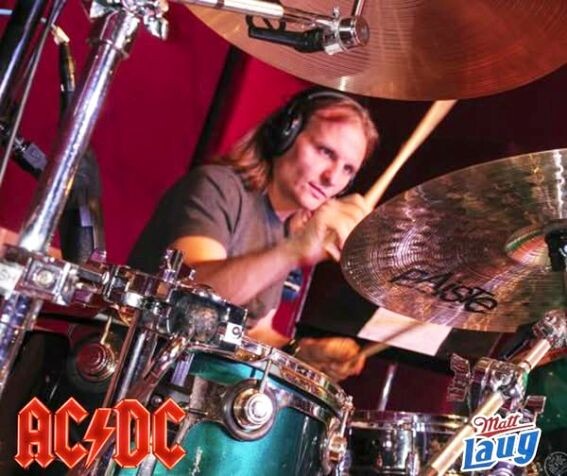 Новый барабанщик AC/DC - Мэтт Лауг