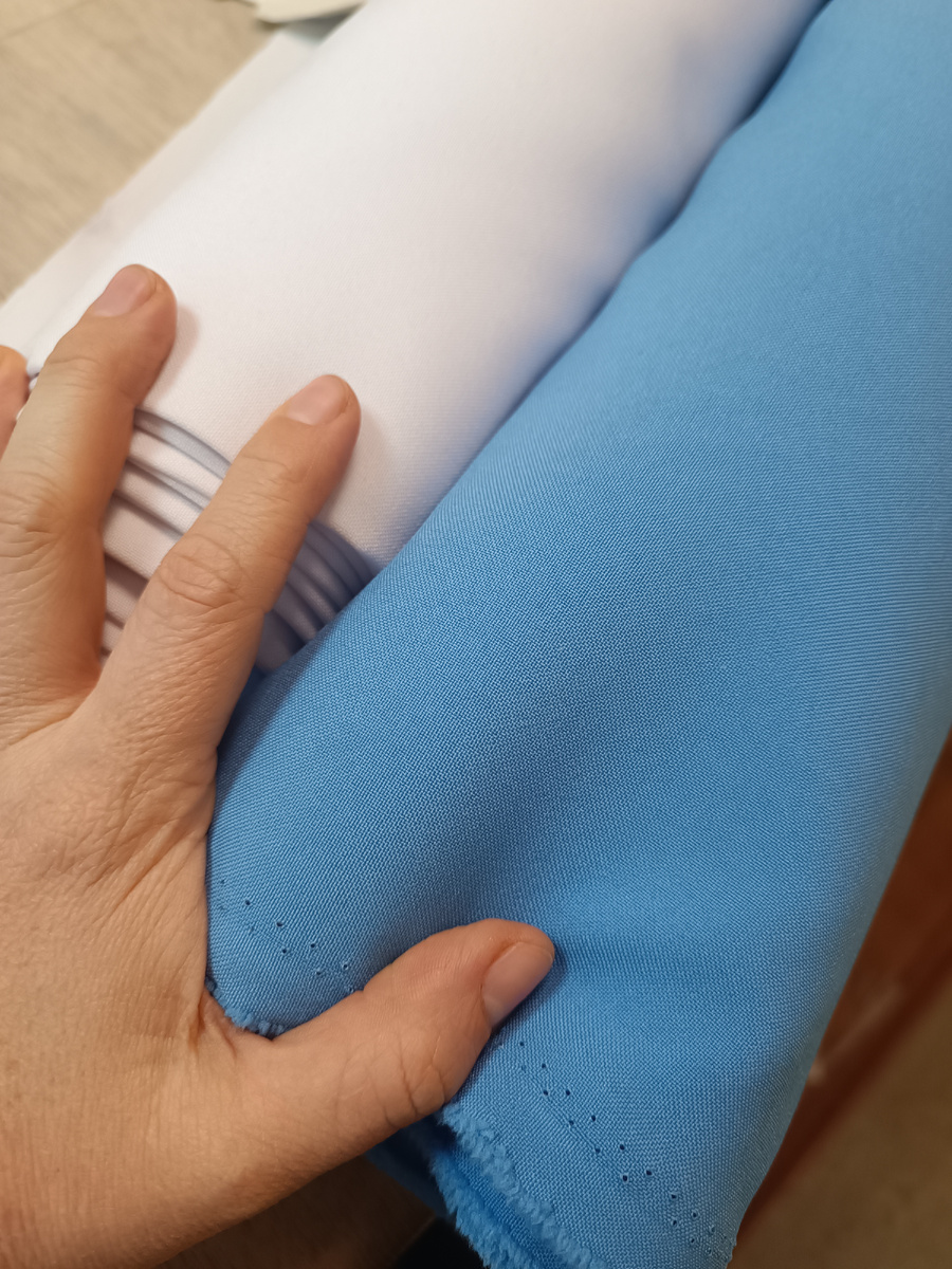 Сочетание очень красивое получилось. Свежее такое👍