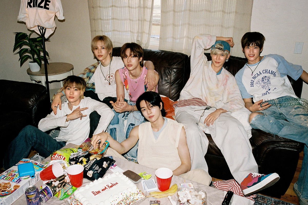     Гимн молодости: RIIZE показали концепт-фото к треку Show Me Love