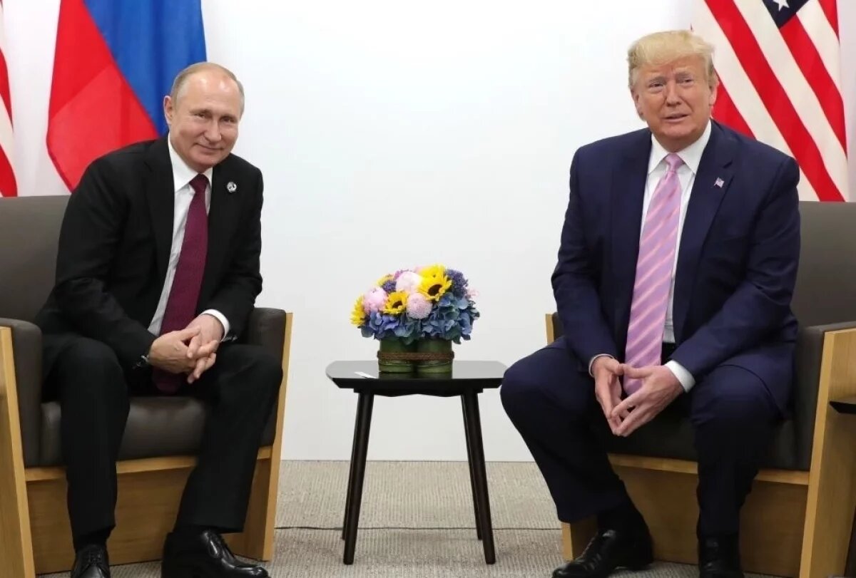    Дональд Трамп поддержал предложенное Владимиром Путиным перемирие.