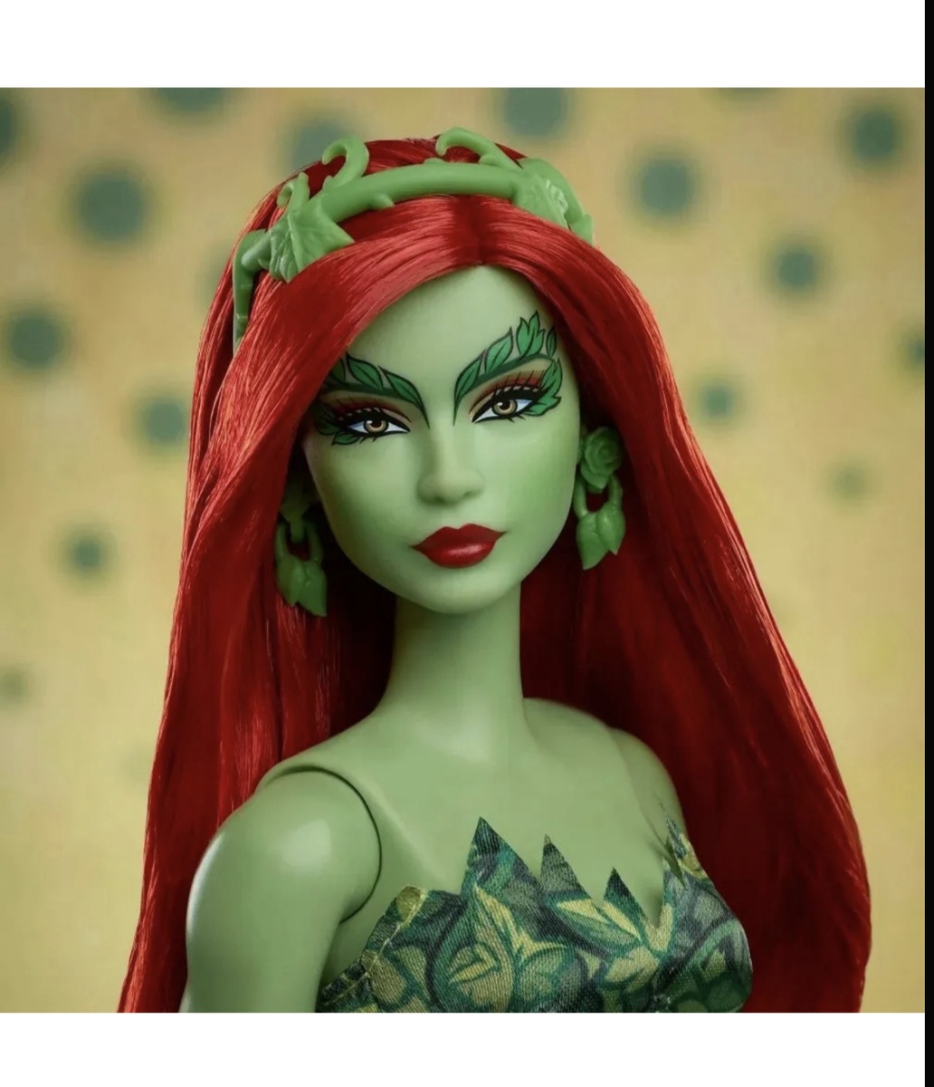 Кукла Mattel Barbie DC BATMAN - Коллекционная кукла Poison Ivy