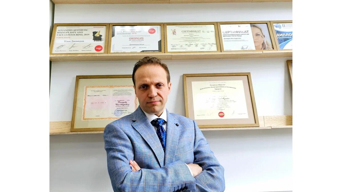 Илья Андреевич Диомидов, Пластический, челюстно-лицевой хирург, кандидат медицинских наук