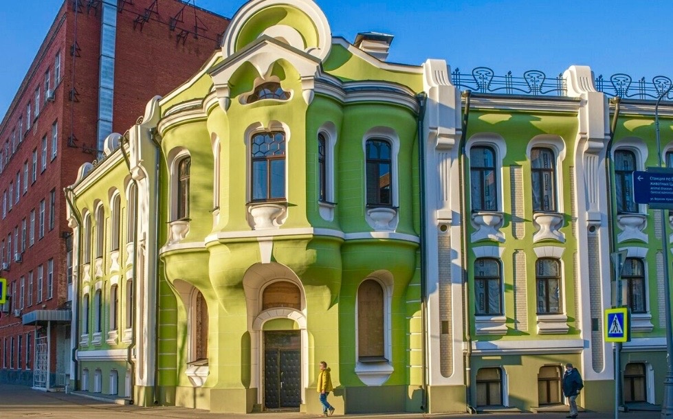 Здание КК "Бабаевский".