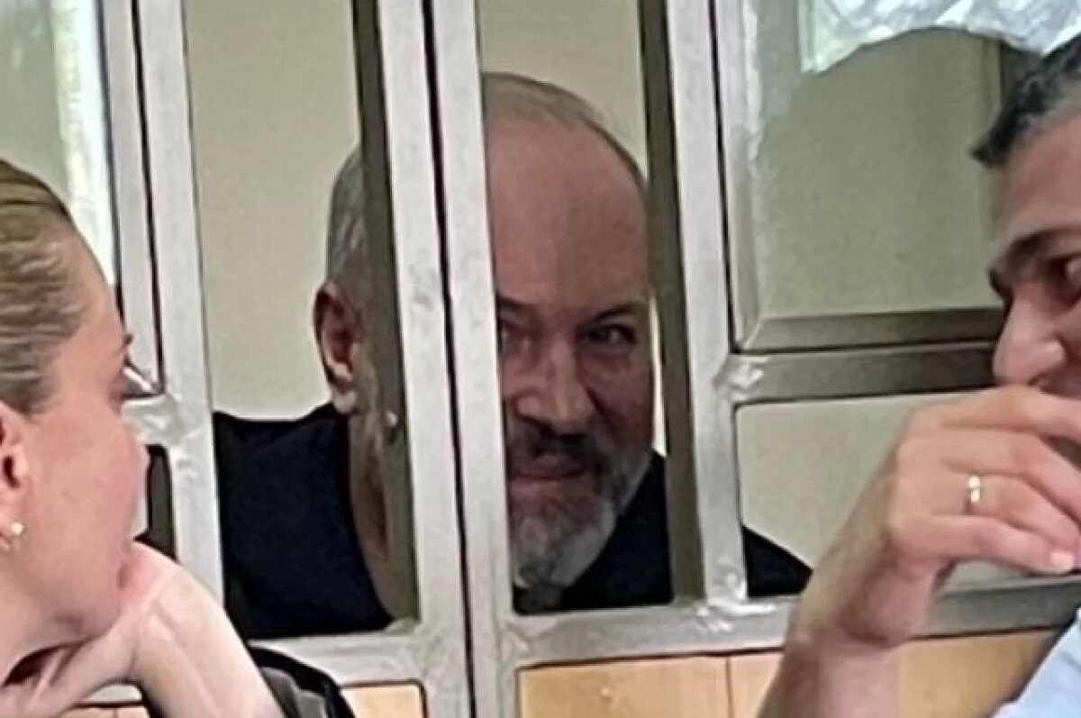    Пробил штрафной?