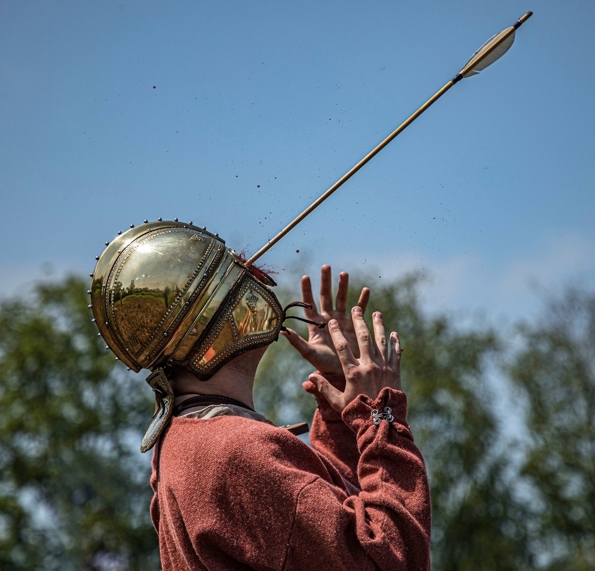 Нас ждут непростые времена.  