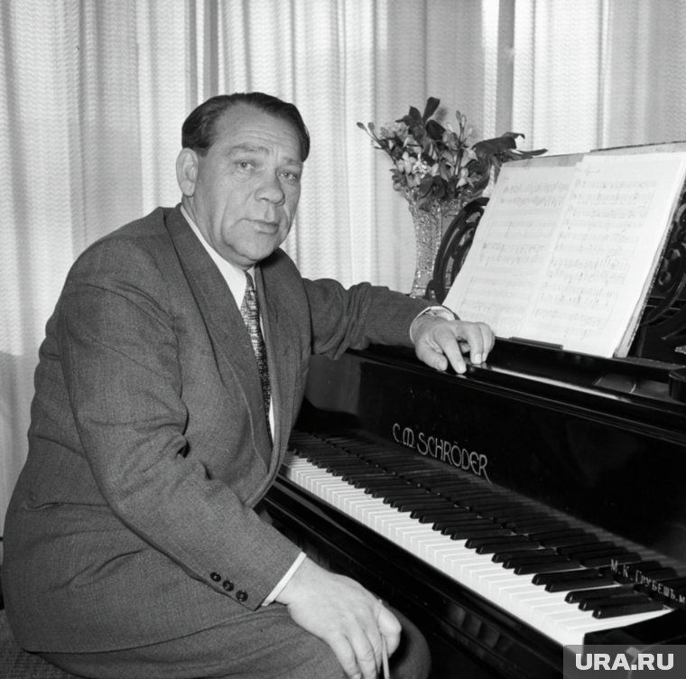 Композитор песни — Анатолий Новиков. Фото: Давид Шоломович / РИА Новости